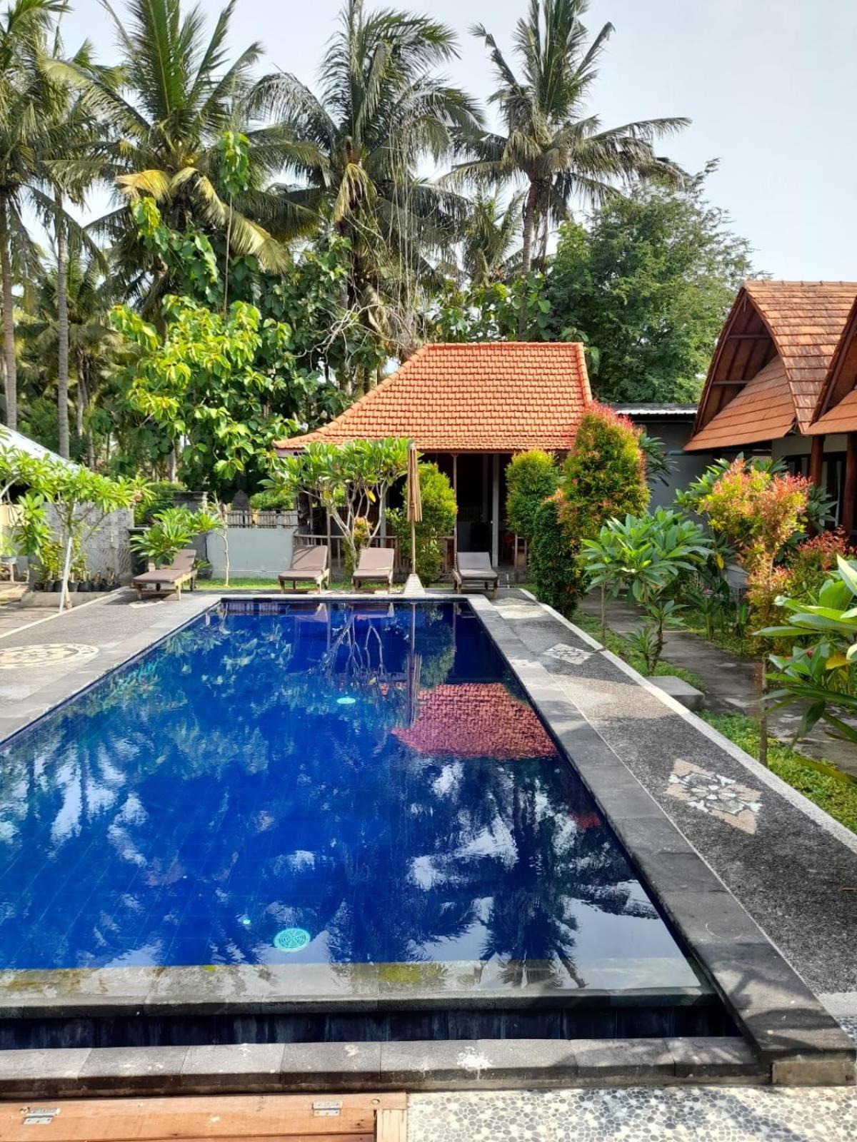 Sindhu Mesari Bungalow Toyapakeh Exterior foto